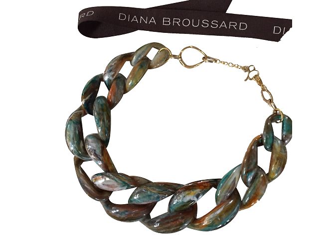 Diana Broussard Collane