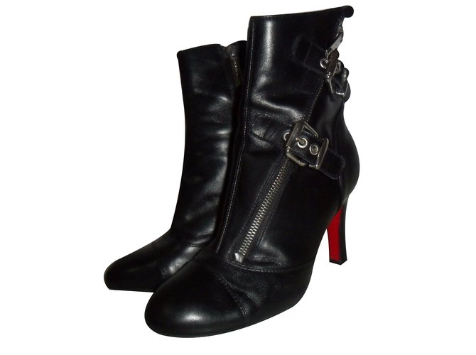 Luciano Padovan Ankle Boots Black Leather ref.33425 - Joli Closet
