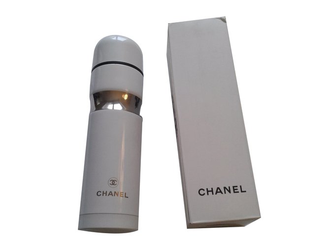 Chanel Thermosflasche Weiß  ref.33735