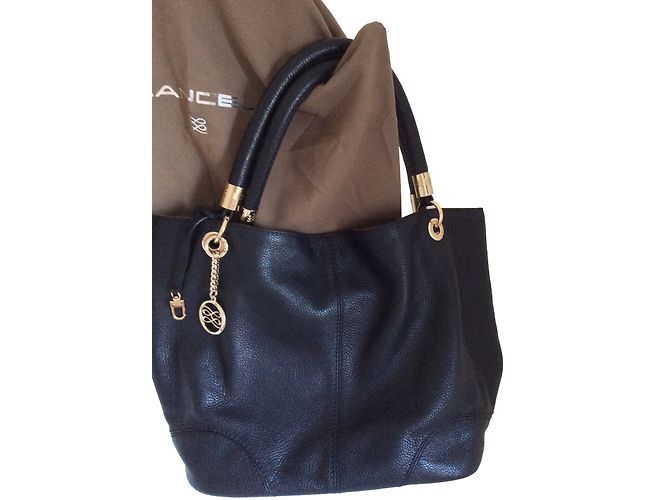 Lancel French flair