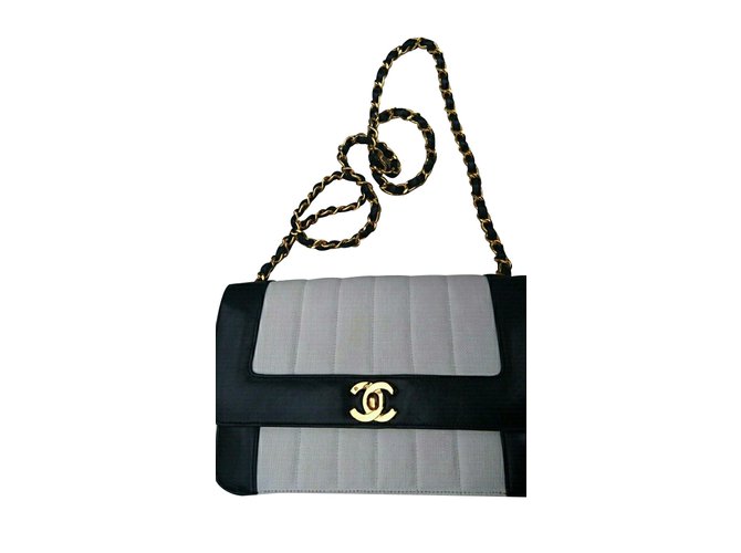 Chanel Handbag White Blue Leather Cloth  ref.33912