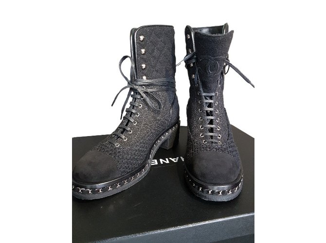 Chanel Boots Black Tweed Deerskin  ref.33984