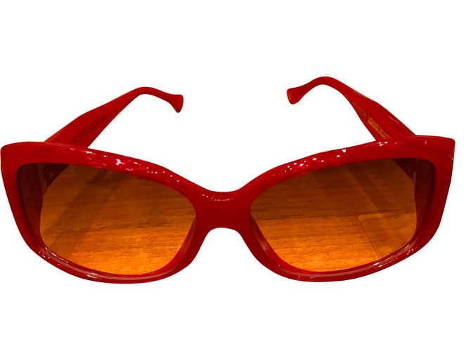 Louis Vuitton Gafas de sol Roja Plástico  ref.34084