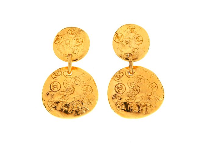 Chanel Brincos Dourado Metal  ref.34202
