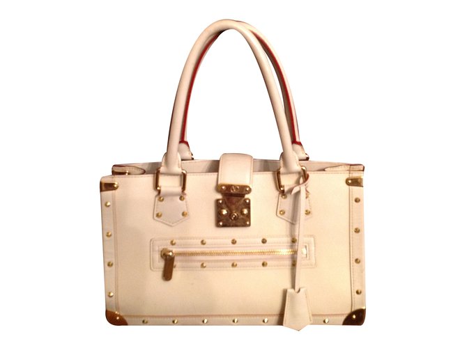 Louis Vuitton Handbag White Eggshell Leather  ref.34484