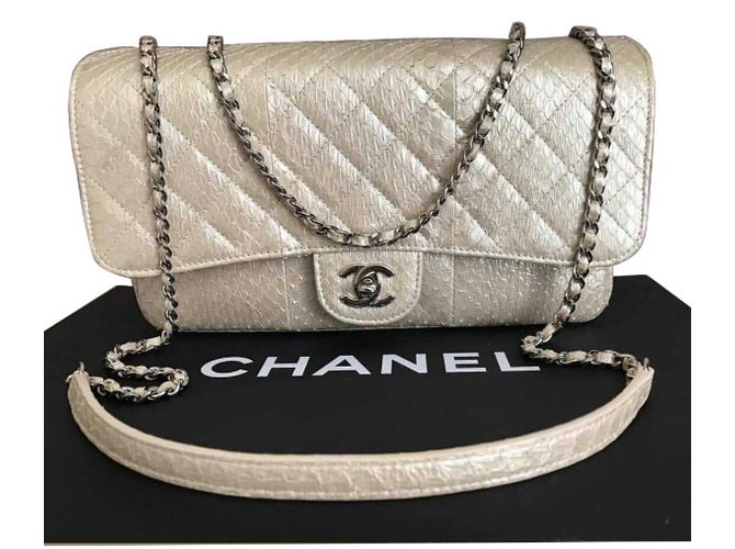 Chanel Bolsa de Ombro Python Pálida Dourado Couros exóticos  ref.34575