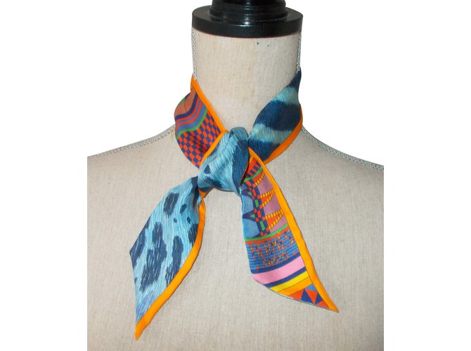 Hermès Silk scarf Multiple colors  ref.34850