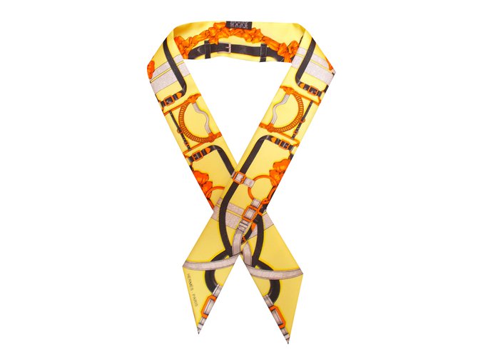 Hermès Silk scarf Yellow  ref.34855