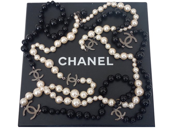 Chanel Long necklace Multiple colors  ref.35096
