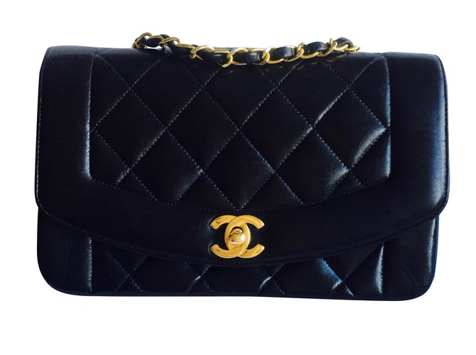 Chanel Timeless Vintage (Diana) Black Leather  ref.35660