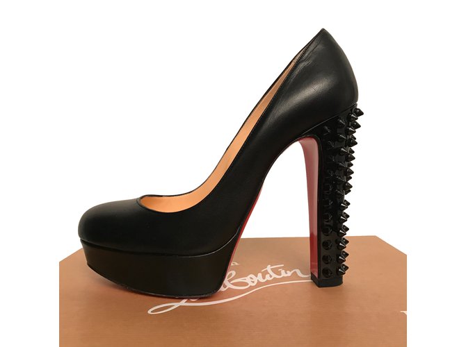 Christian Louboutin Escarpins Cuir Noir  ref.35878