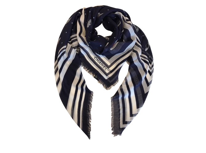foulard Chanel Cachemire Bleu  ref.35901
