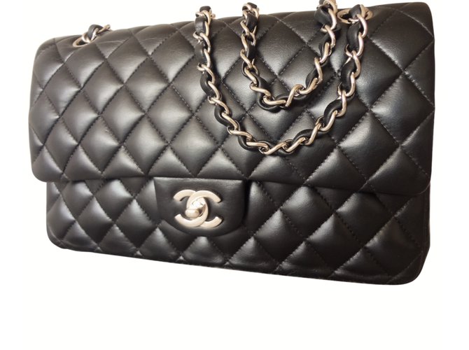 Timeless Chanel Handbag Black Leather  ref.36041