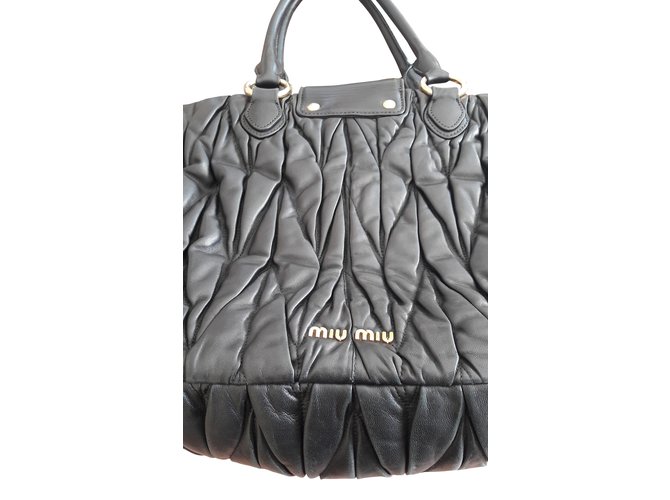 Miu Miu Very soft leather black bag  ref.36098