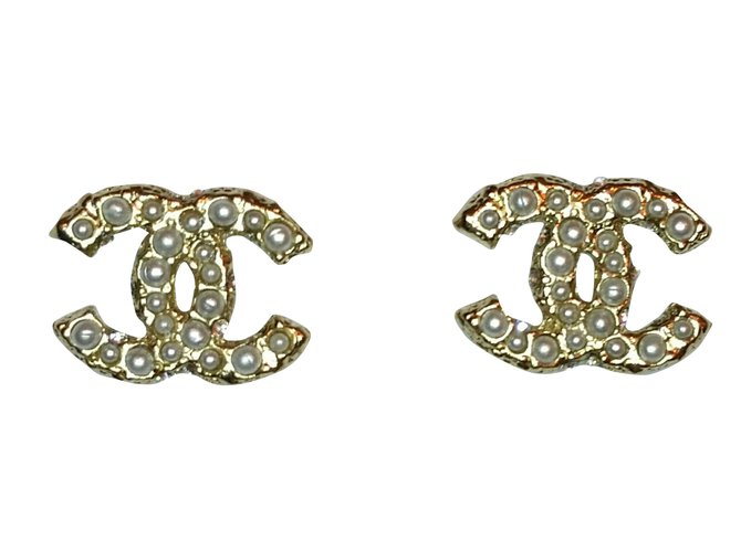 Chanel Earrings Golden Metal  ref.36545