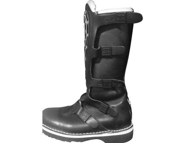 Chanel Motorcycle boots size 39 Black Leather  ref.36584