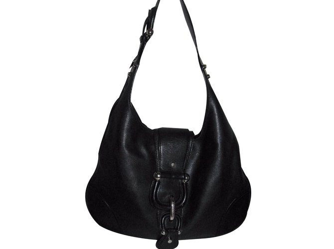 Burberry Handbags Black Leather  ref.36732