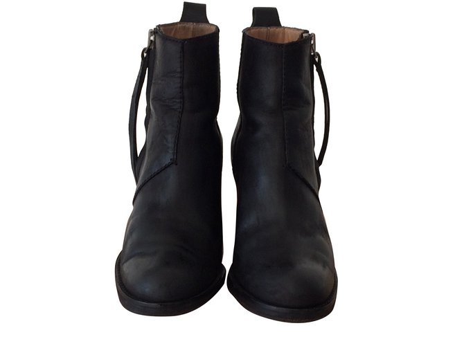 acne classic boots