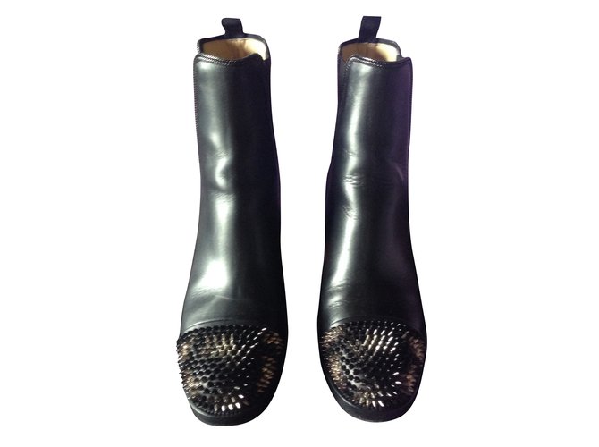 spiked chelsea boots