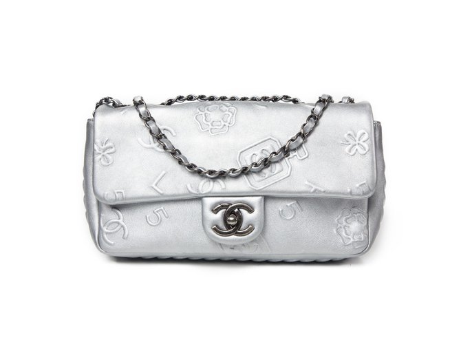 Chanel Jumbo Lucky Charms Bag Silvery Leather  ref.37031