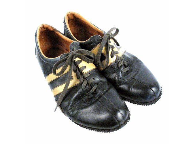 bally lace up sneakers
