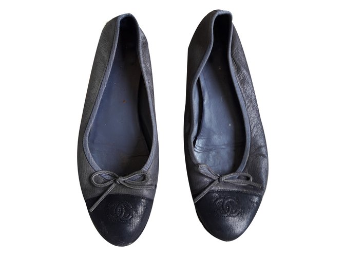 Chanel Ballet flats Multiple colors Leather  ref.37466