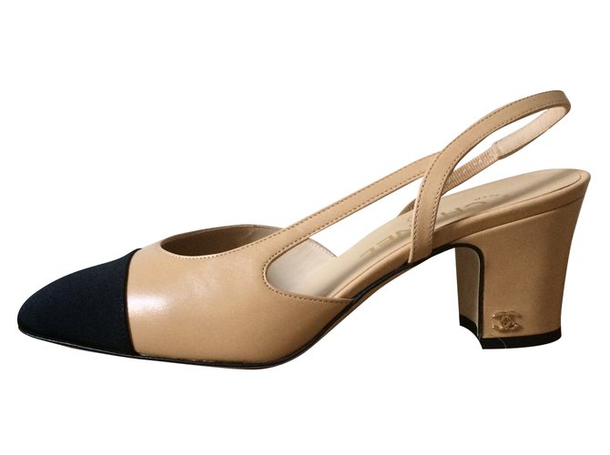 Chanel slingback Bege Couro  ref.37580