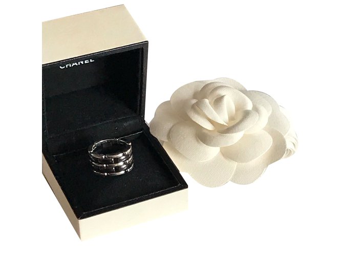 Chanel anillo Negro Oro blanco  ref.37669
