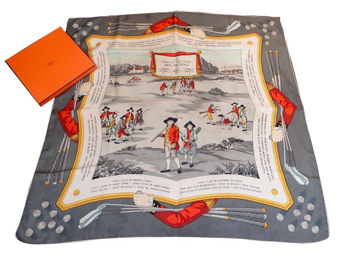 Hermès Cachecol de seda Multicor Cinza