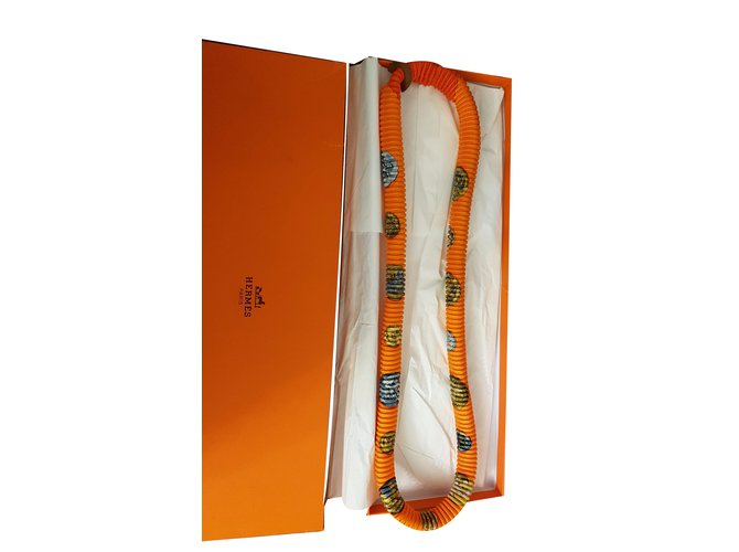 Hermès Collares Multicolor Naranja Seda  ref.37806
