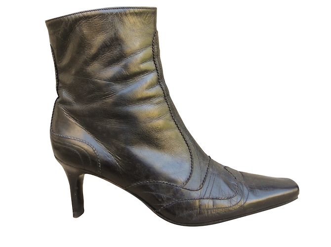 Stéphane Kelian Black Leather Ankle Boots