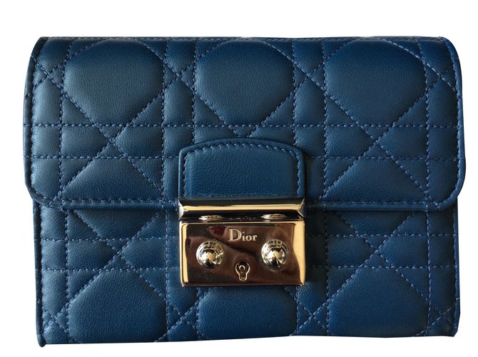 Christian Dior billetera Azul Cuero  ref.38048