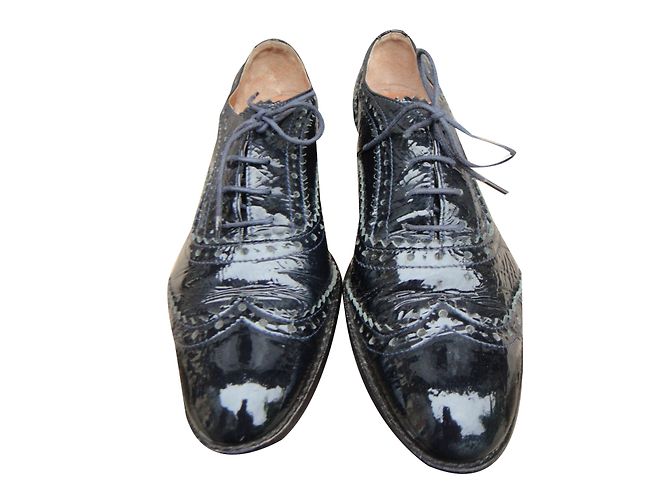 Nicole Fahri Brogues Nicole Farhi in pelle verniciata nera 37 Nero