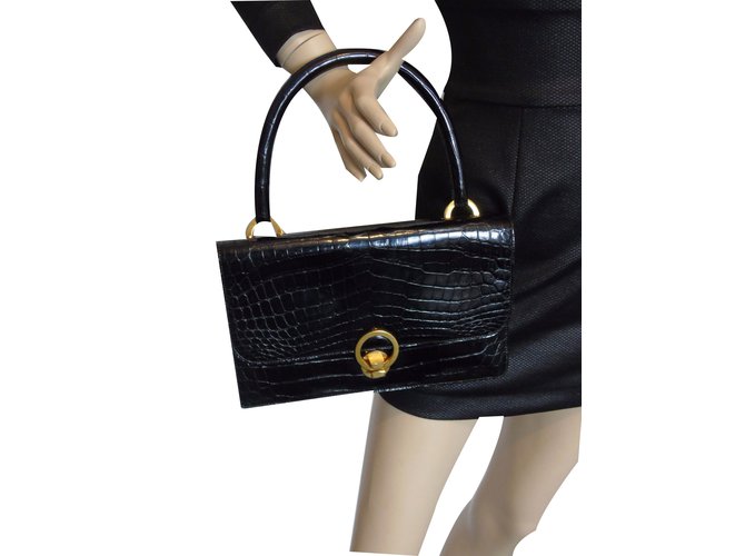 Hermès Handbag Black Leather  ref.38090