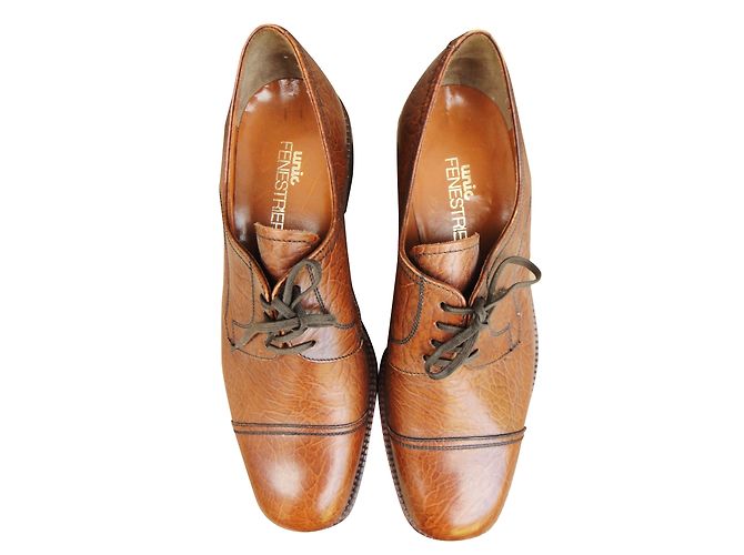 Joseph Fenestrier Unic Derby in pelle color caramello