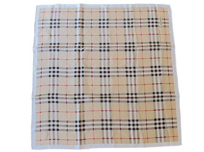 Burberry Seidentuch