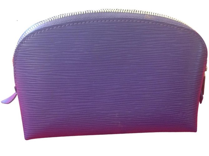 Louis Vuitton cosmetic bag Purple Leather  ref.38436