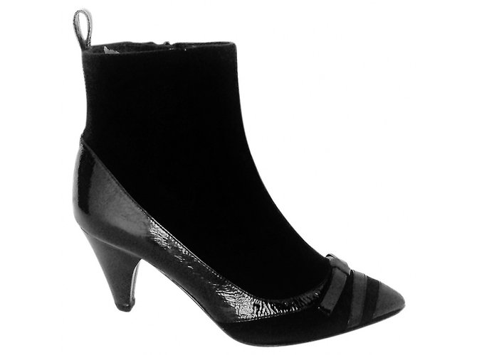 Marc by Marc Jacobs ankle boots Black Suede  ref.38506