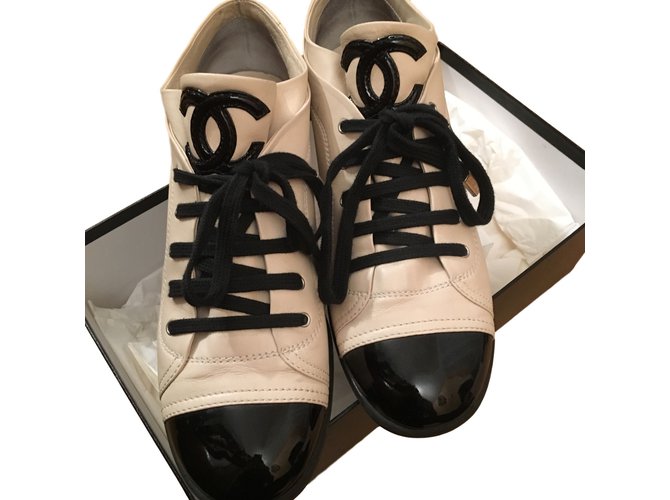 Chanel Baskets Beige