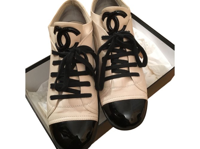 Chanel zapatillas Beige Cuero  ref.38521