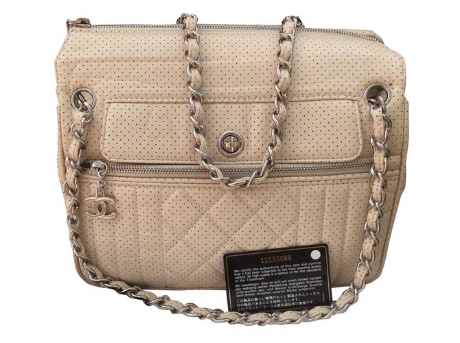 Chanel Perfo square bag Cream Leather  ref.38660