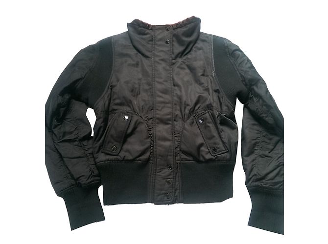 Chaqueta Armani Exchange negra efecto satinado acolchada Negro