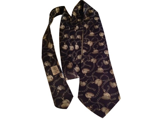 Chanel Krawatten Marineblau Seide  ref.38762