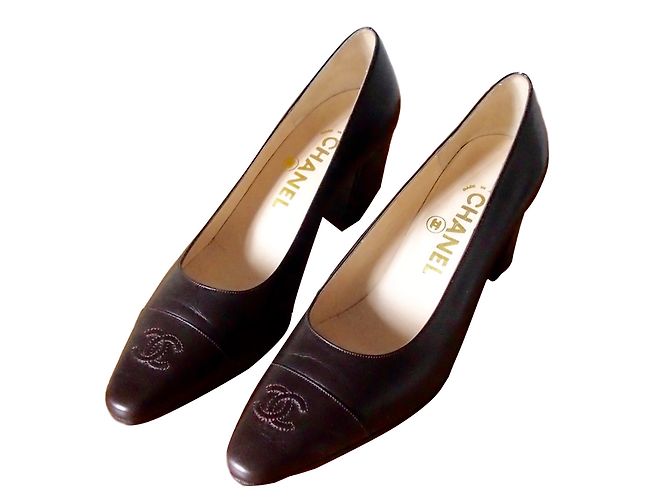 Chanel Heels Chocolate
