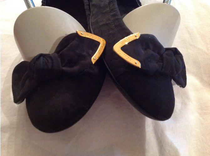 Louis Vuitton Ballerinas Black Cloth  ref.38837