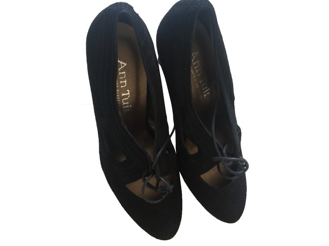 Autre Marque Ann Thuil Heels Black Deerskin  ref.38961