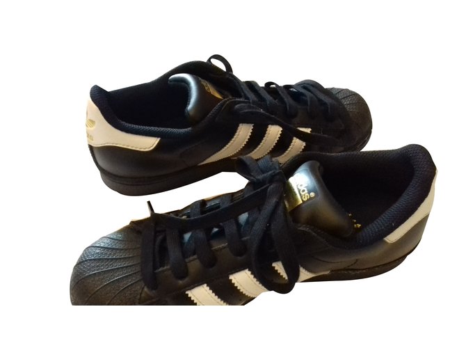 Adidas Sneakers Black White Leather  ref.38996