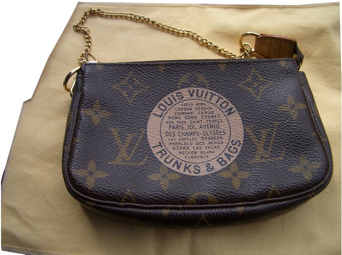 Louis Vuitton trunks & bags Brown Leather ref.39106 - Joli Closet