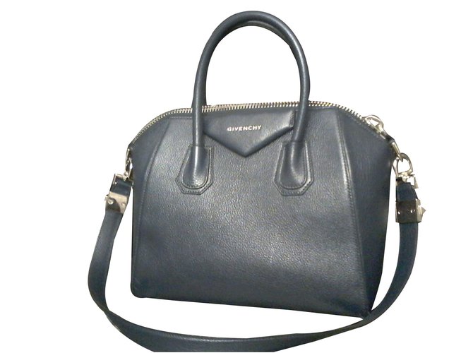 Givenchy Handbag Navy blue Leather  ref.39134