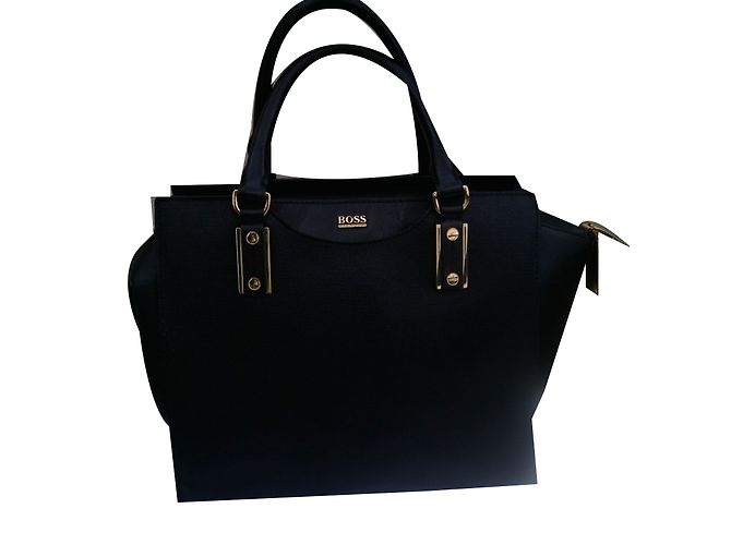 Bolsa Hugo Boss em couro preto